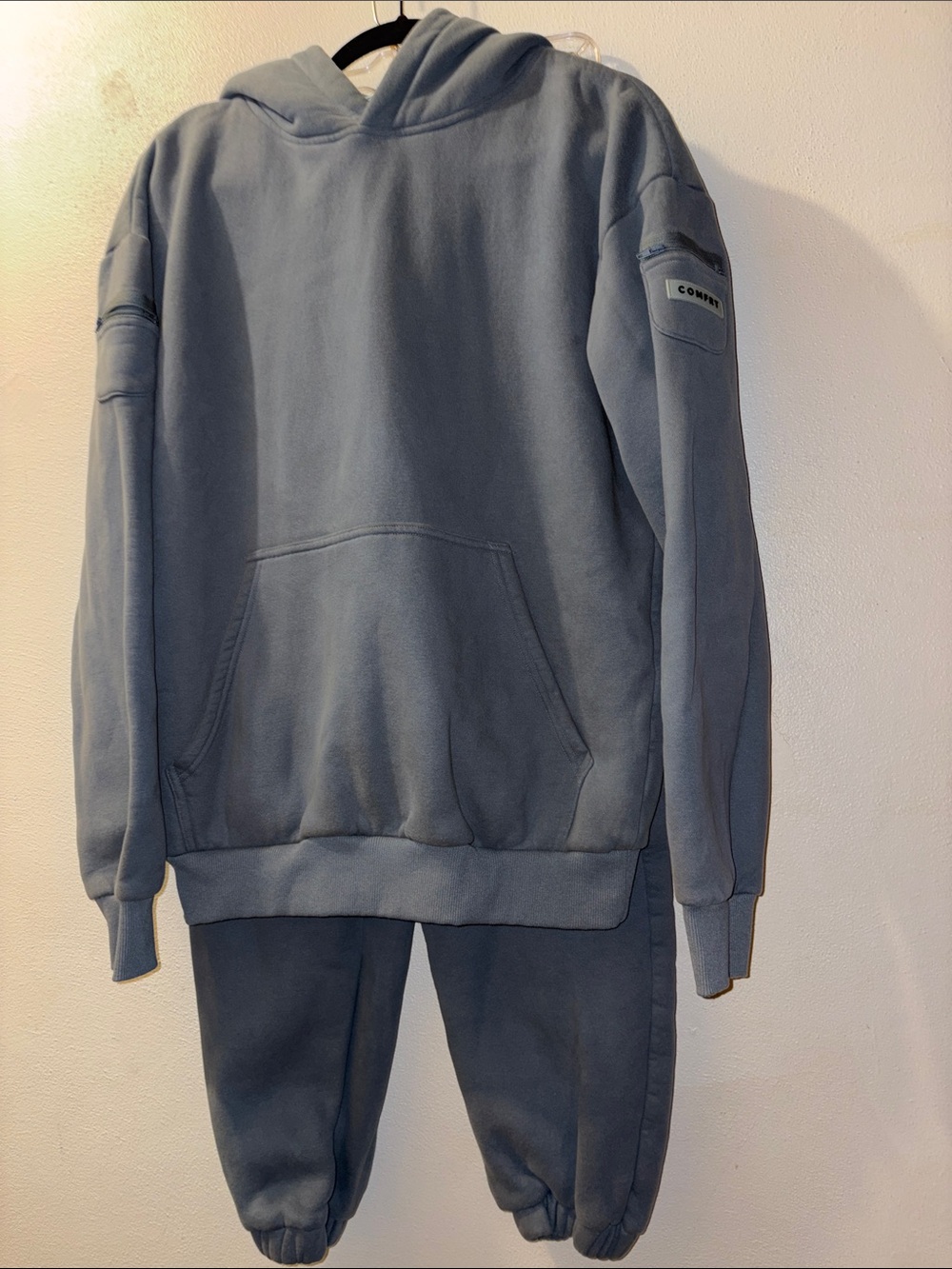 Comfrt size small Womens Dusty Blue Oversized Pullover Hoodie and joggers set